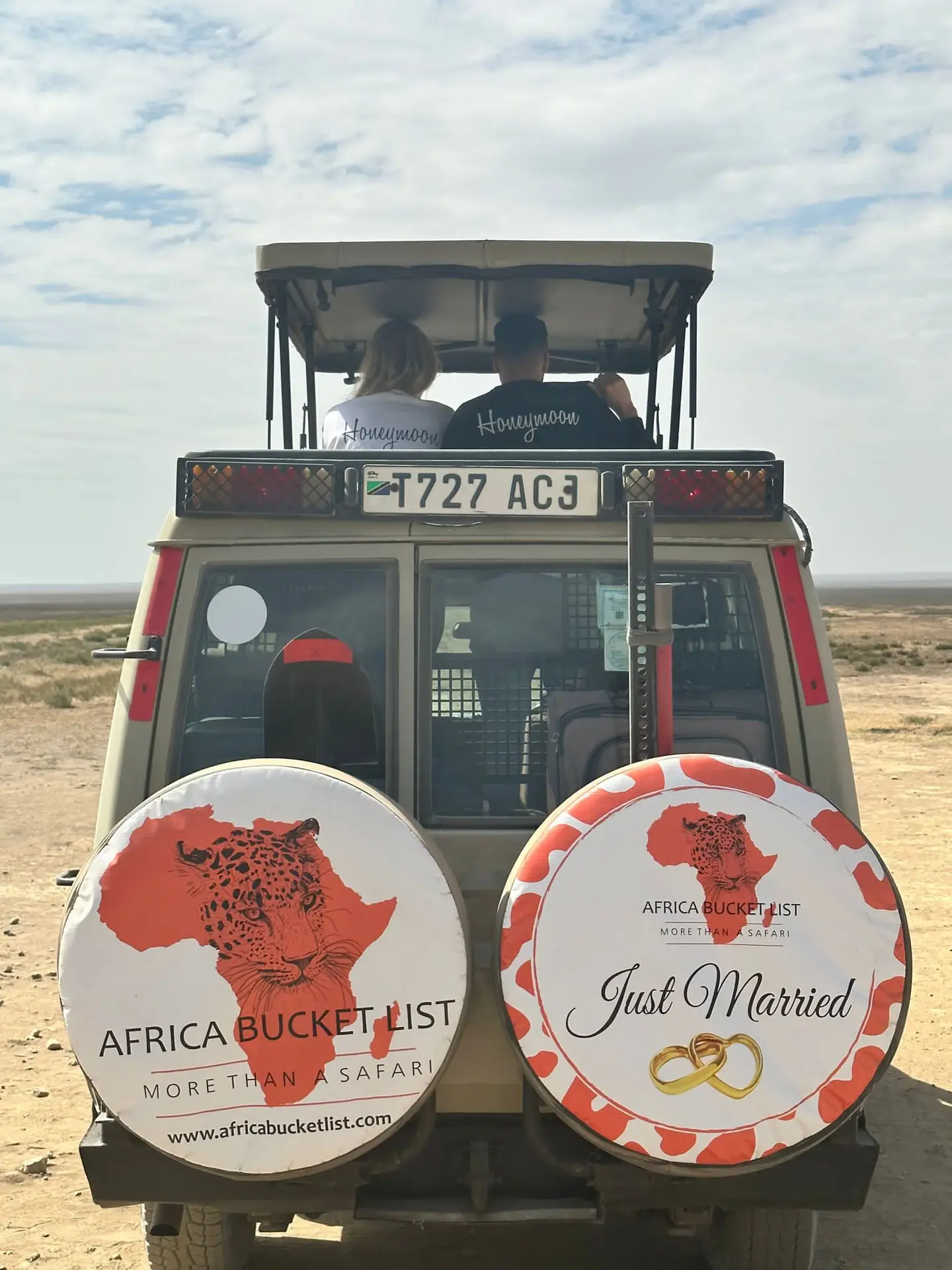 Honeymoon Safari Car