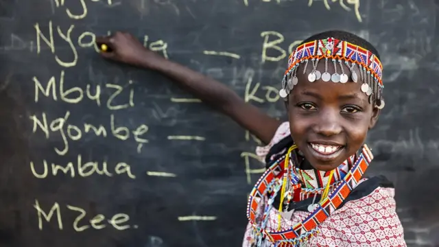 Apprendre les phrases clés en swahili pour voyager en Tanzanie